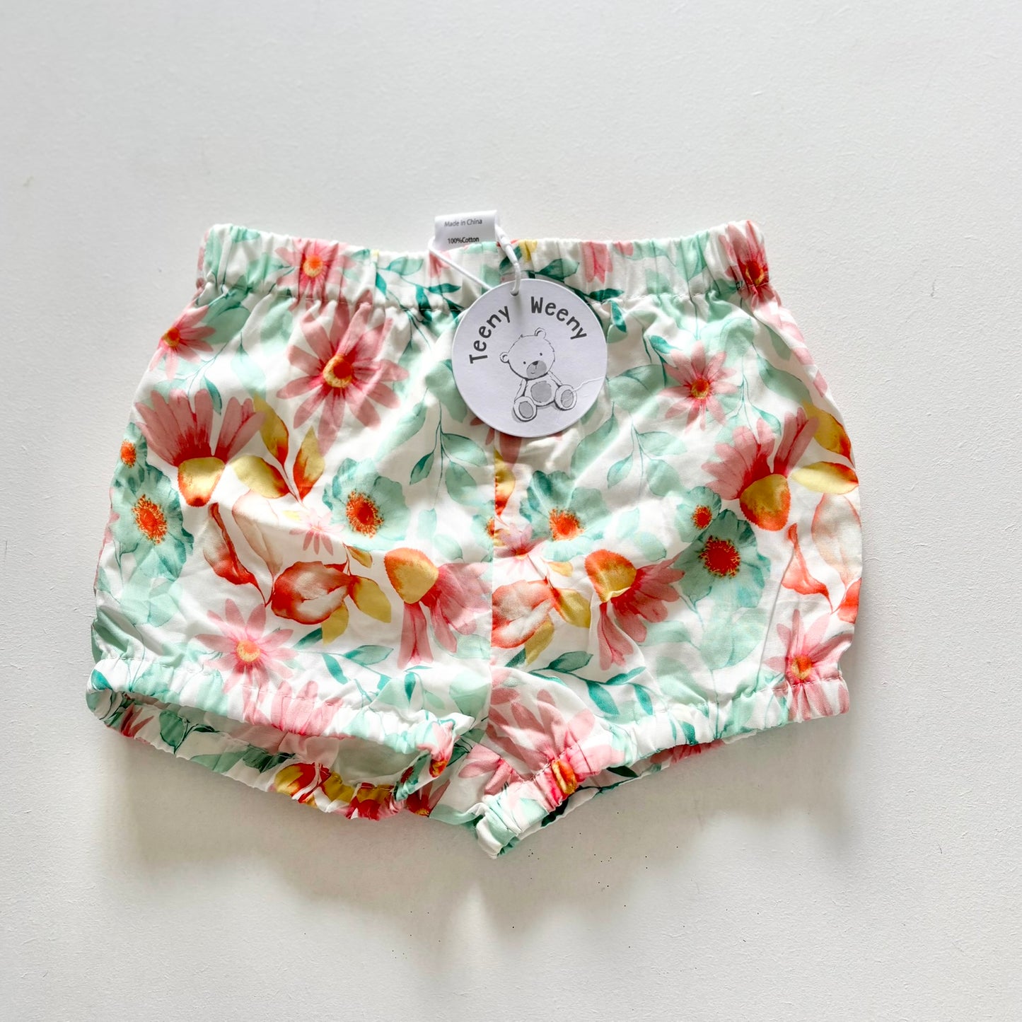 $2 BASICS - Teeny Weeny Flower Shorts, 12-18m (NEW)