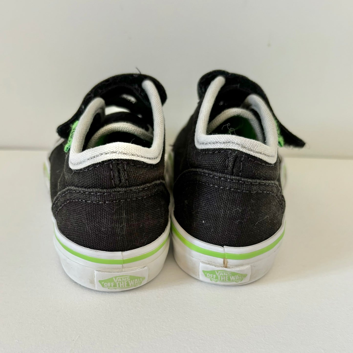 Vans Velcro Sneakers, US5