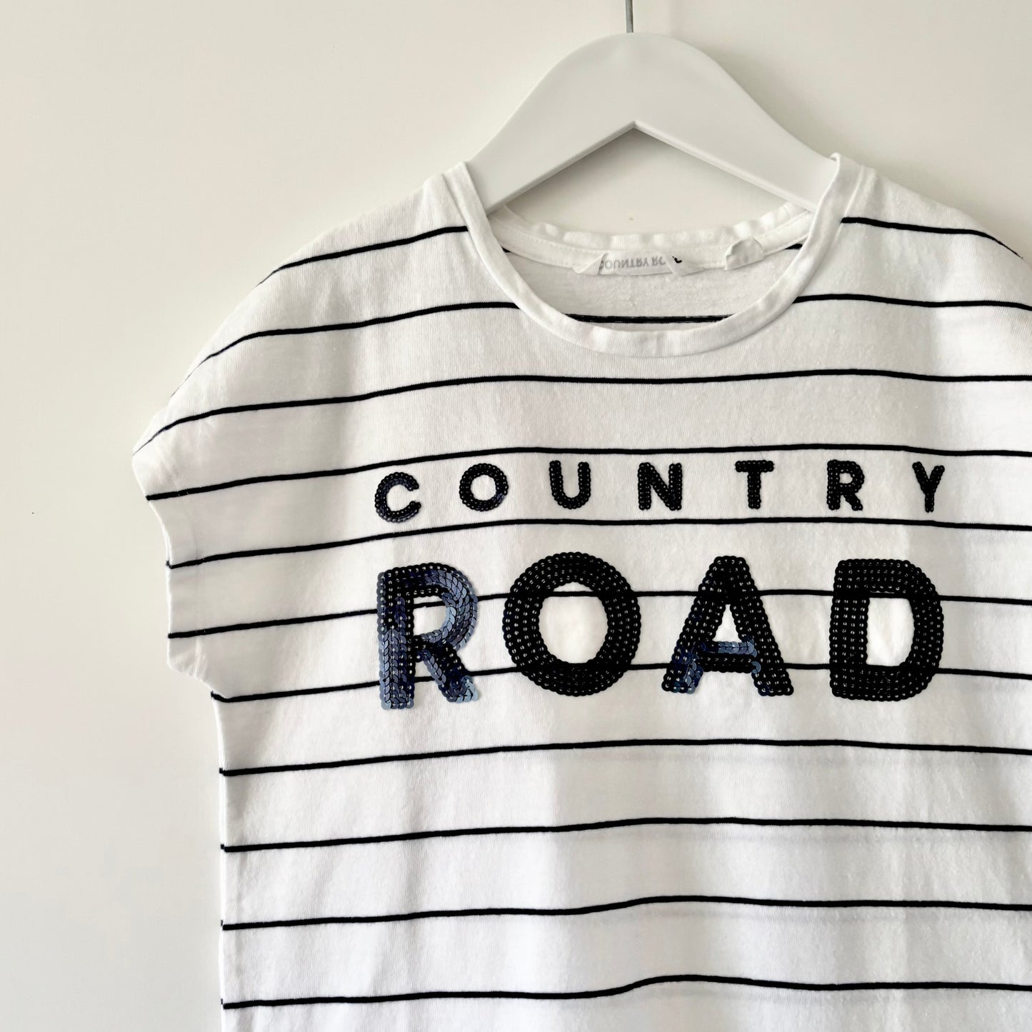 Country Road Logo Tee, Size 8